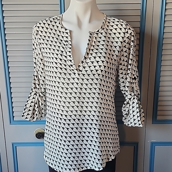 Collective Concepts Tops - Collective Concepts Bird Print Blouse